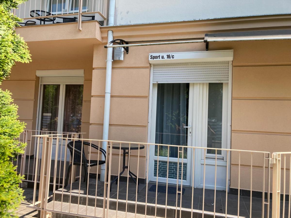 Studion1 Hajduszoboszlo Exterior photo